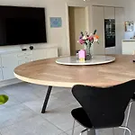 Modern Spacious Family Retreat Garden Vila Odense
