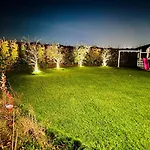 Vila Modern Spacious Family Retreat Garden Odense