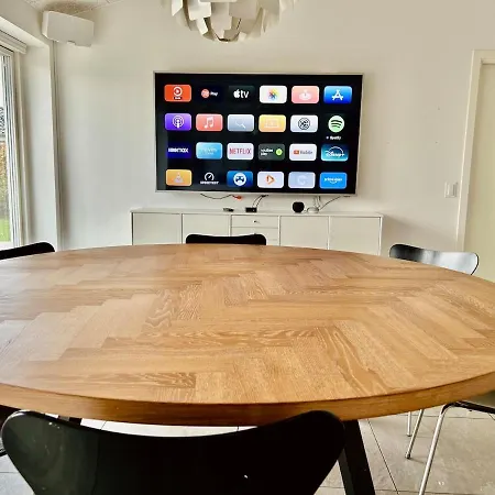 Villa Modern Spacious Family Retreat Garden Odense