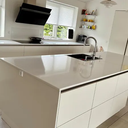 Βίλα Modern Spacious Family Retreat Garden Οντένσε