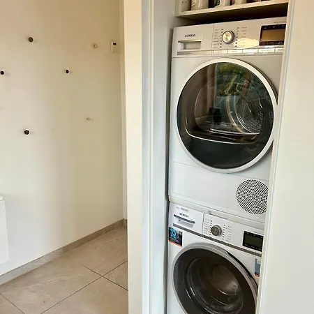 Villa Modern Spacious Family Retreat Garden