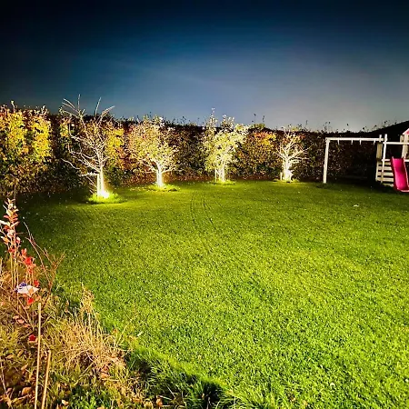 Vila Modern Spacious Family Retreat Garden Odense