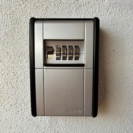 Modern Spacious Family Retreat Garden * Odense