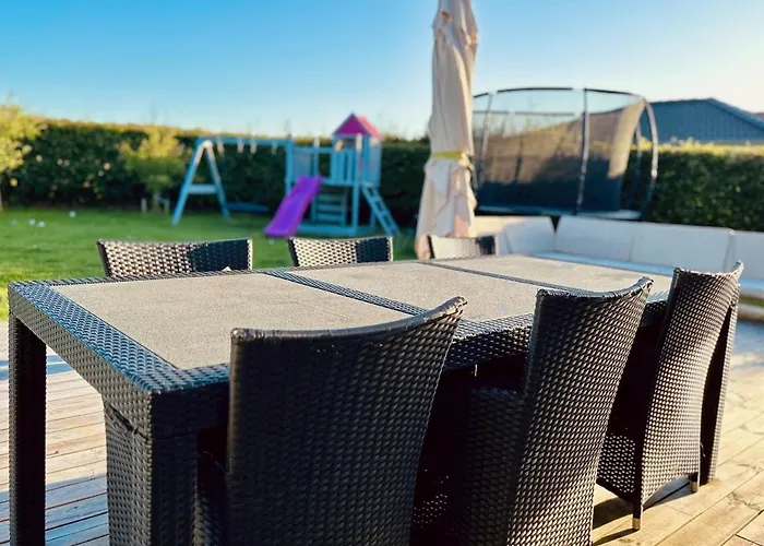 Modern Spacious Family Retreat Garden Odense