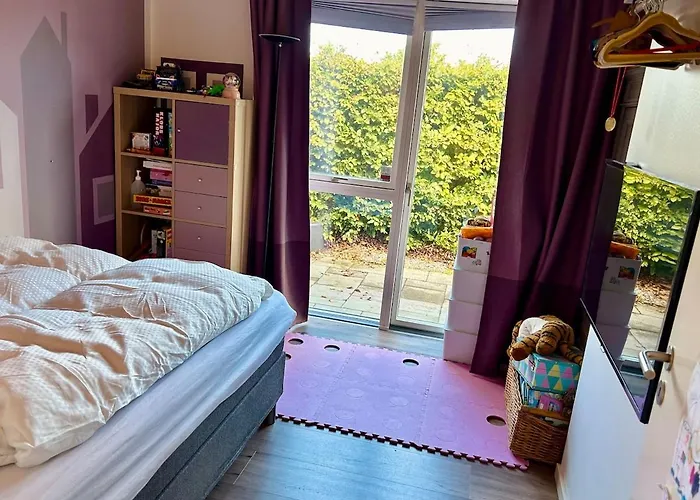 Modern Spacious Family Retreat Garden Villa Odense