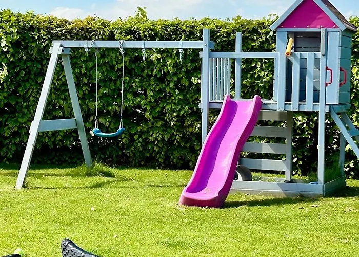 Modern Spacious Family Retreat Garden Villa Odense